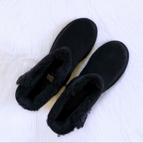 UGG Women’s Bailey Snaps Black Suede Boots - Picture 5 of 10
